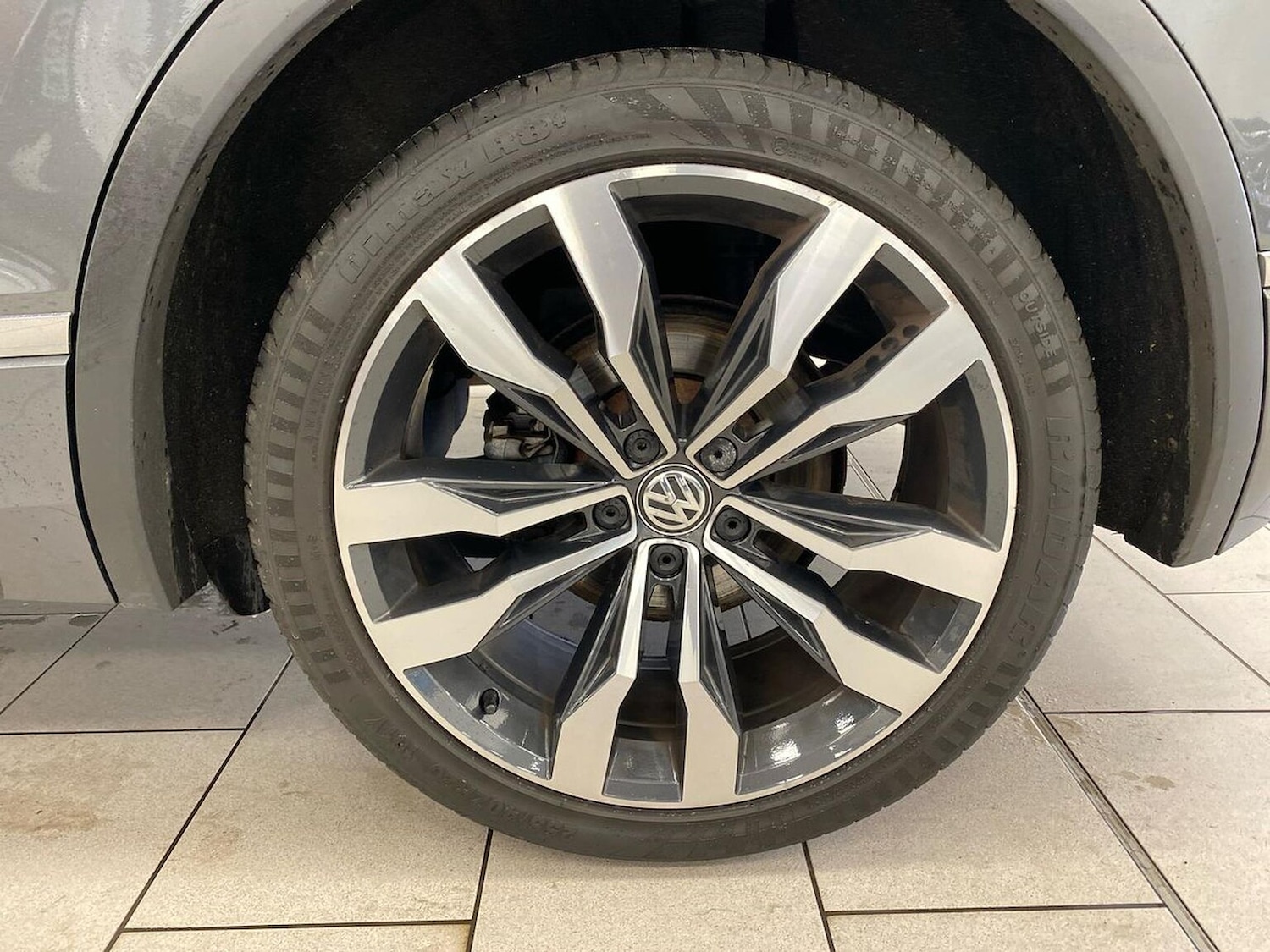Used Volkswagen Tiguan 2017 for sale - 76142962: Photo 6