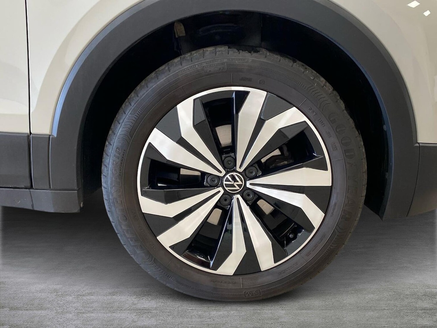 Used Volkswagen T-Cross 2023 for sale - 78194591: Photo 6