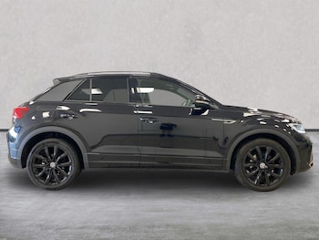 Used Volkswagen T-Roc 2024 for sale - 79393049: Photo