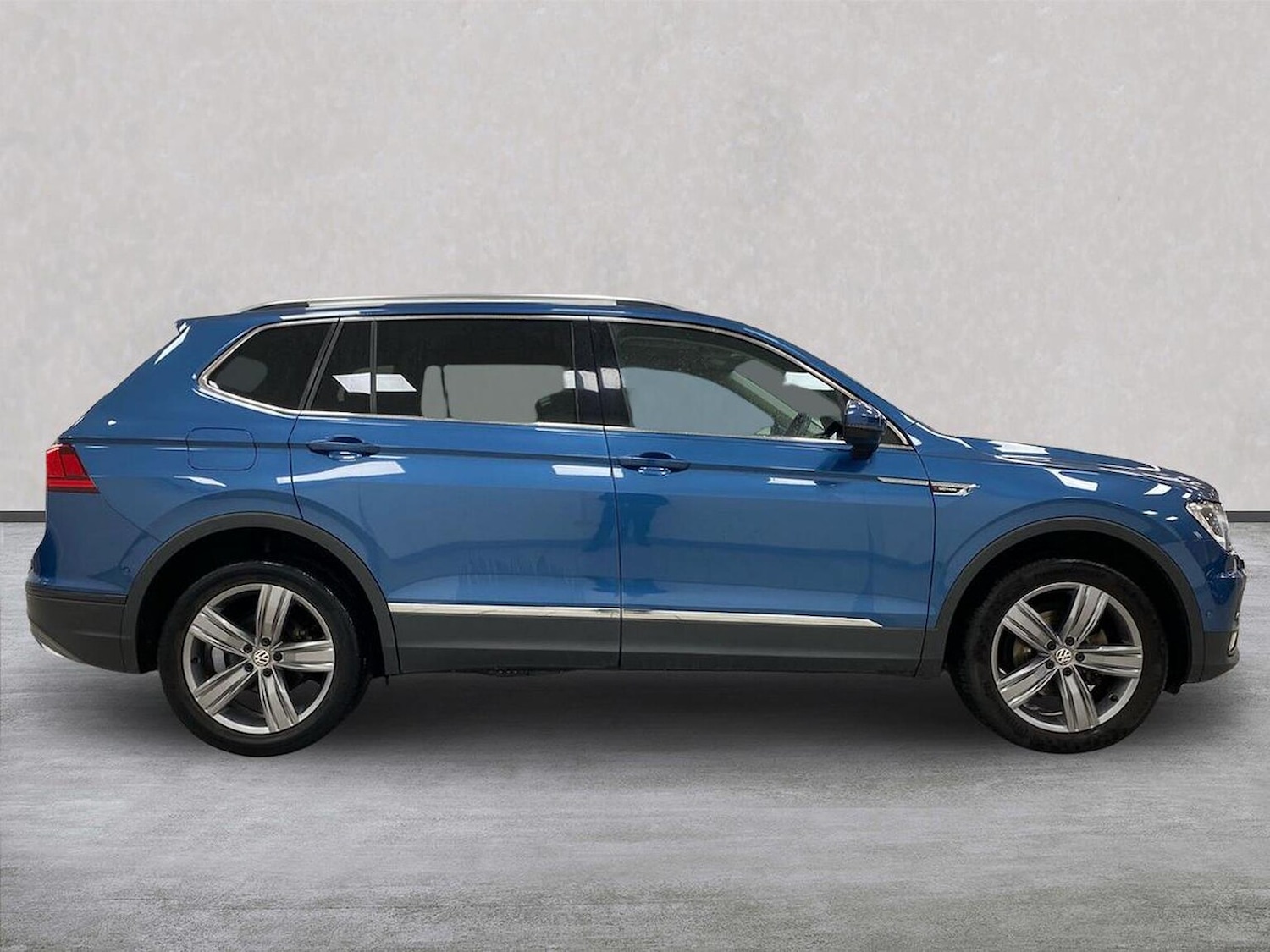 Used Volkswagen Tiguan Allspace 2021 for sale - 76951206: Photo 3