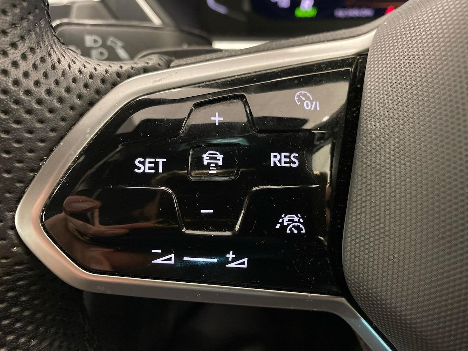 Used Volkswagen Tiguan 2023 for sale - 76682627: Photo 27