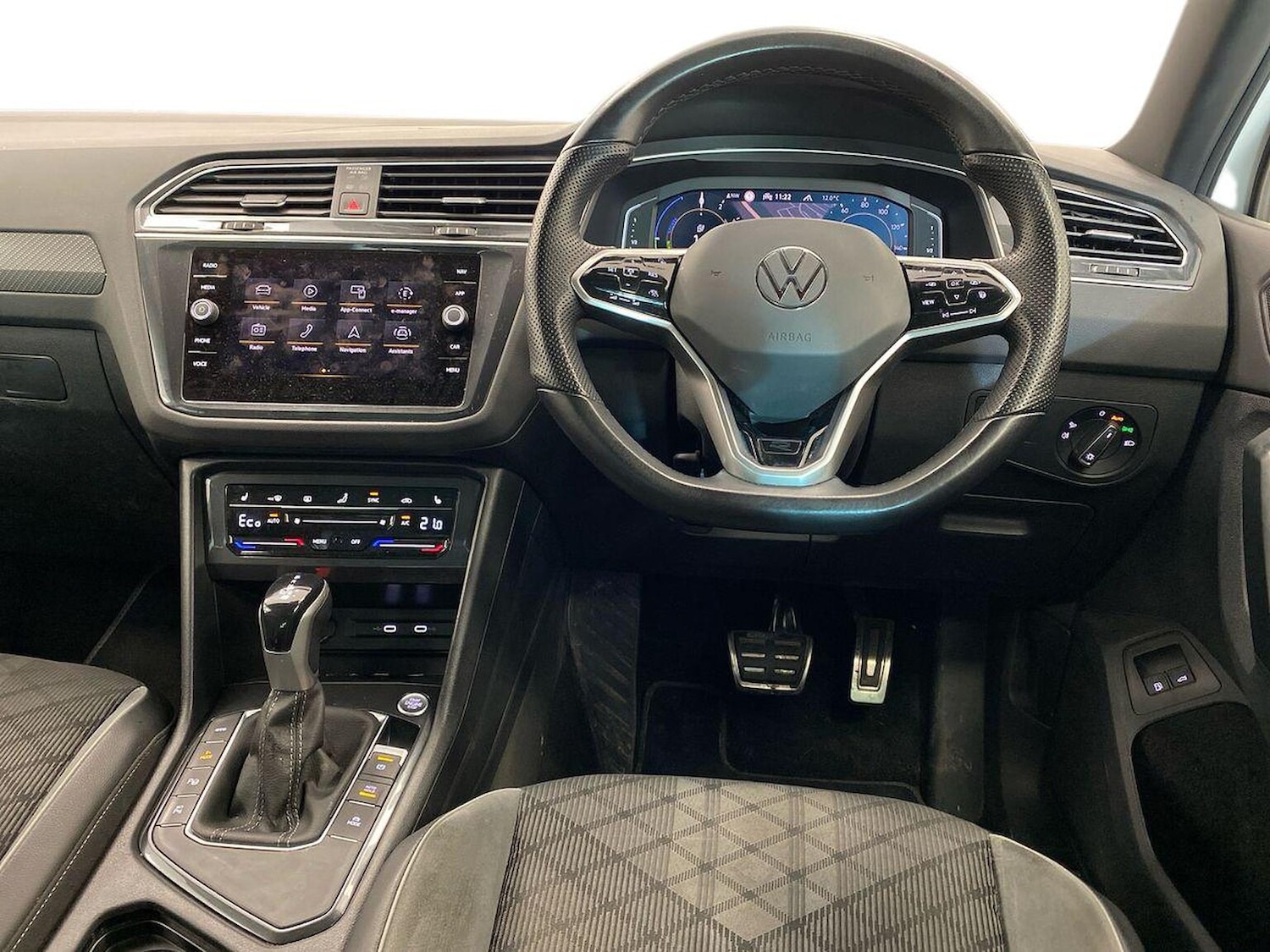 Used Volkswagen Tiguan 2023 for sale - 76682627: Photo 9
