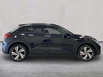 Used Volkswagen T-Roc 2023 for sale - 79055824: Photo