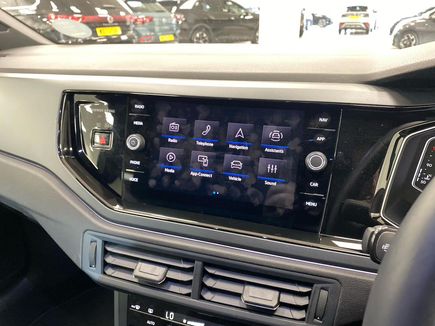 Used Volkswagen Taigo 2024 for sale - 76837159: Photo 11