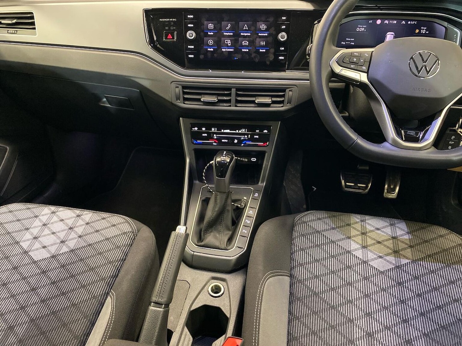 Used Volkswagen Taigo 2024 for sale - 76837159: Photo 13