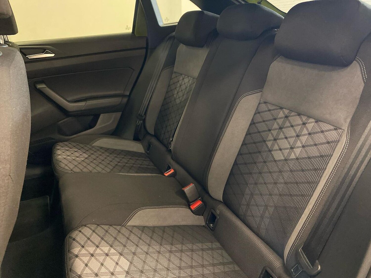 Used Volkswagen Taigo 2024 for sale - 76837159: Photo 16