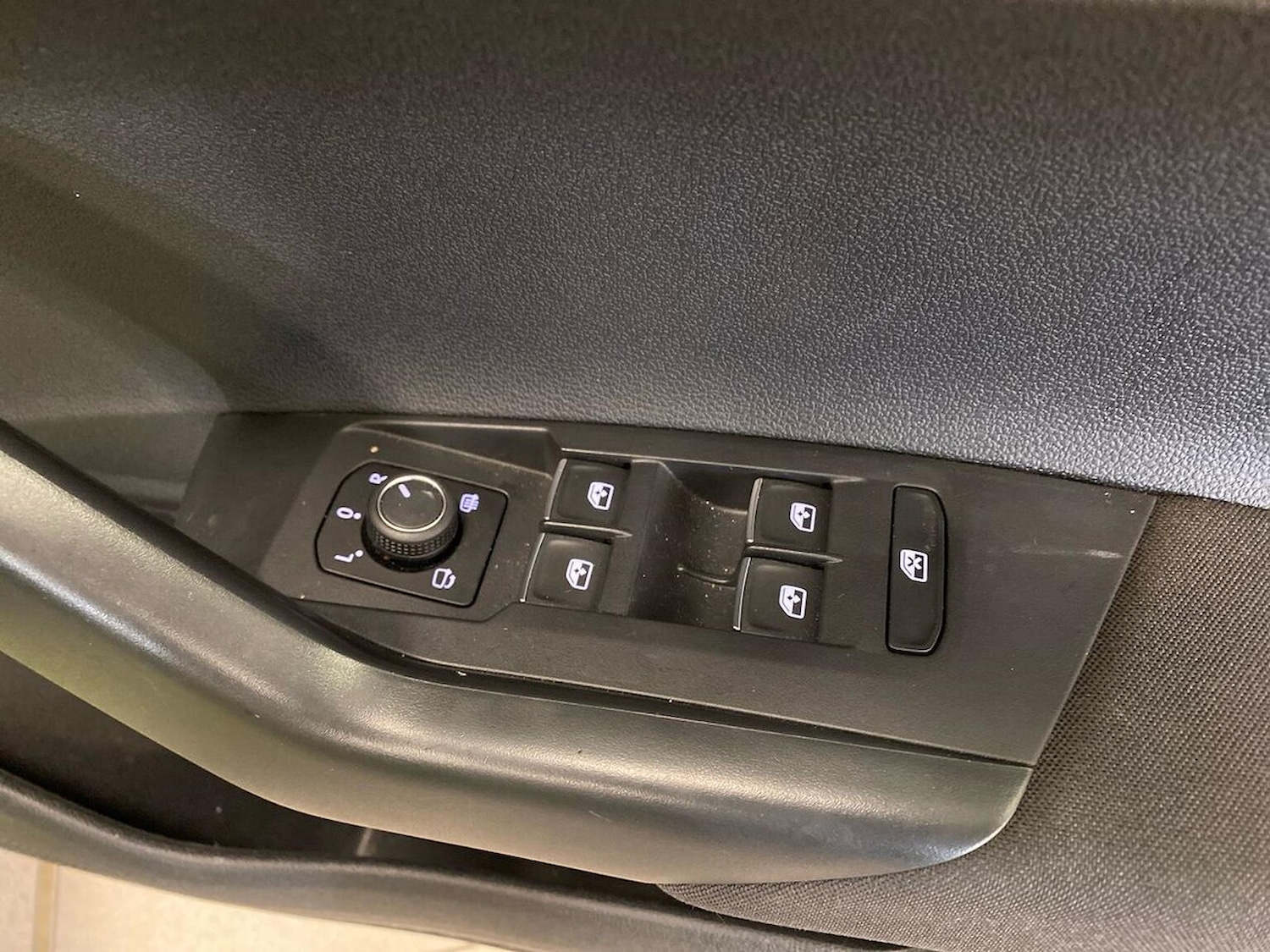 Used Volkswagen Taigo 2024 for sale - 76837159: Photo 21