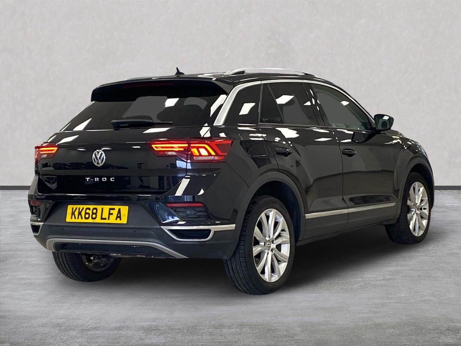 Used Volkswagen T-Roc 2019 for sale - 76310152: Photo 18