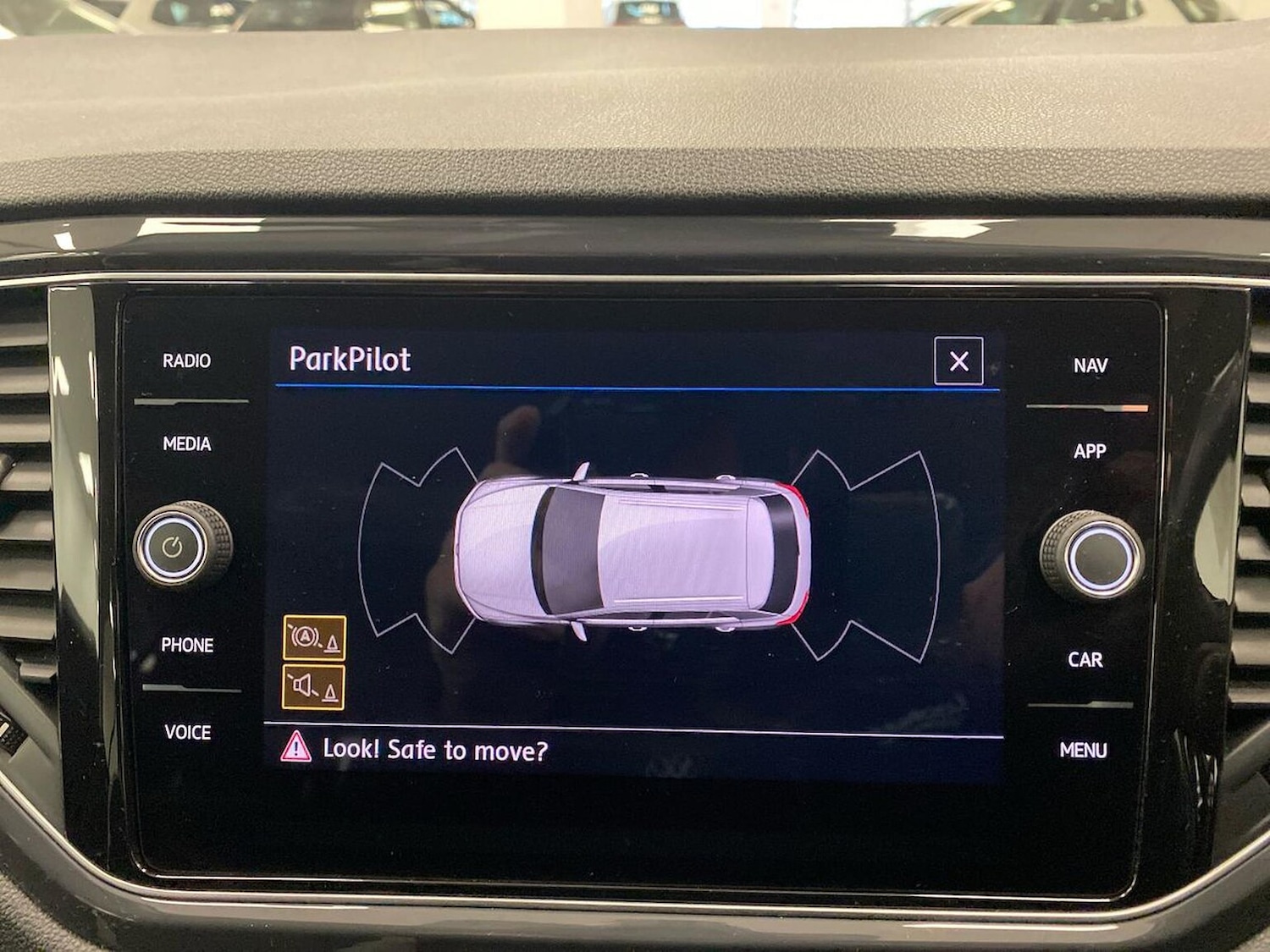 Used Volkswagen T-Roc 2019 for sale - 76310152: Photo 22