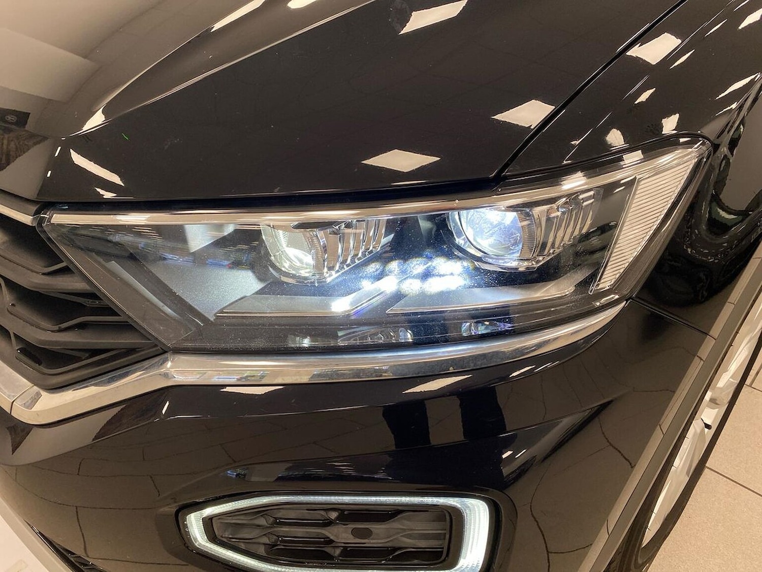 Used Volkswagen T-Roc 2019 for sale - 76310152: Photo 27