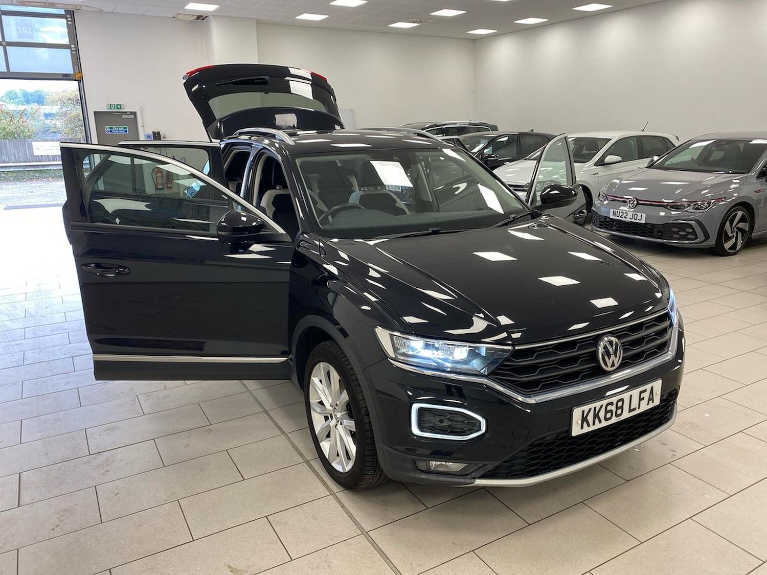 Used Volkswagen T-Roc 2019 for sale - 76310152: Photo 30