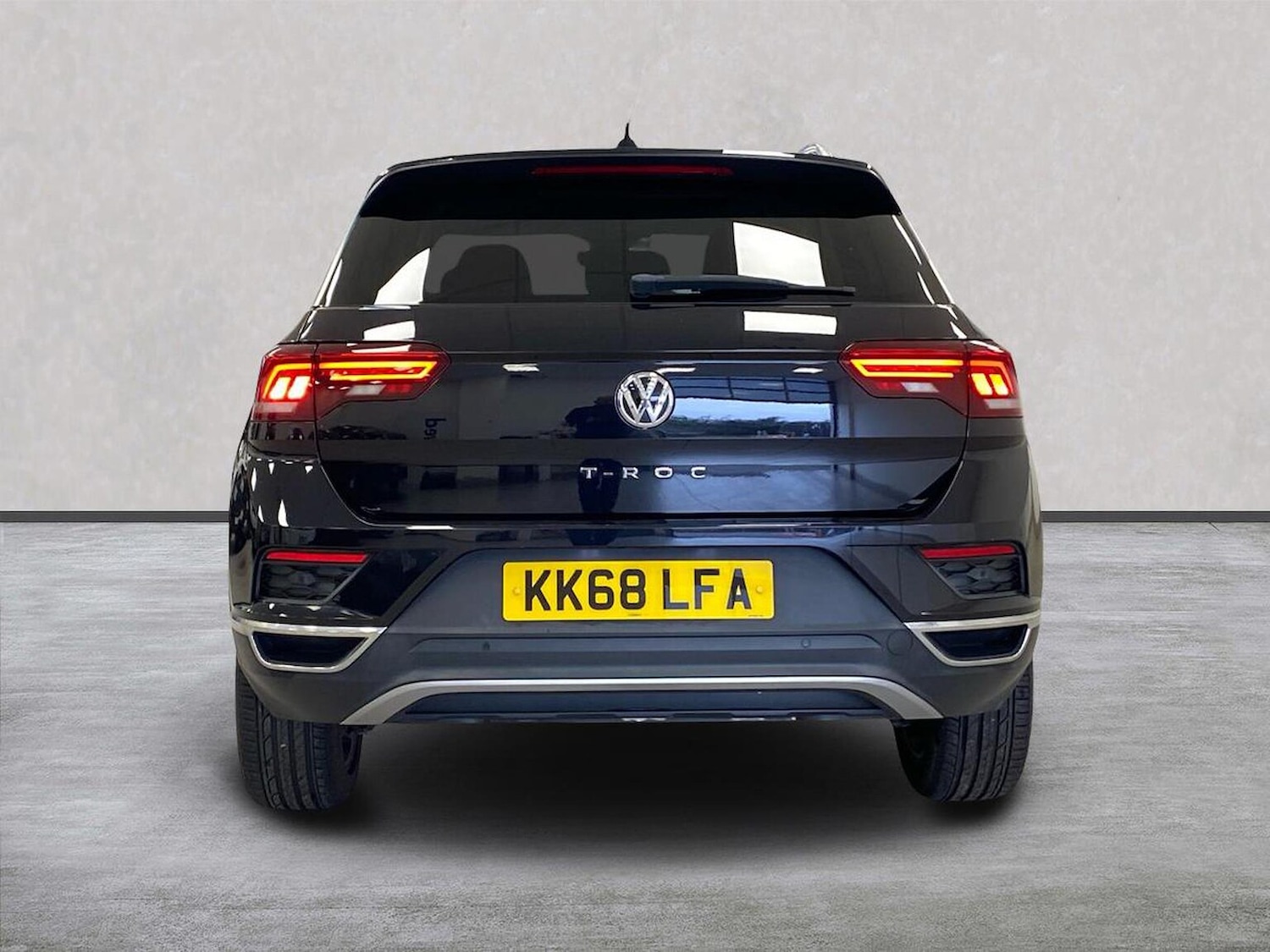 Used Volkswagen T-Roc 2019 for sale - 76310152: Photo 4