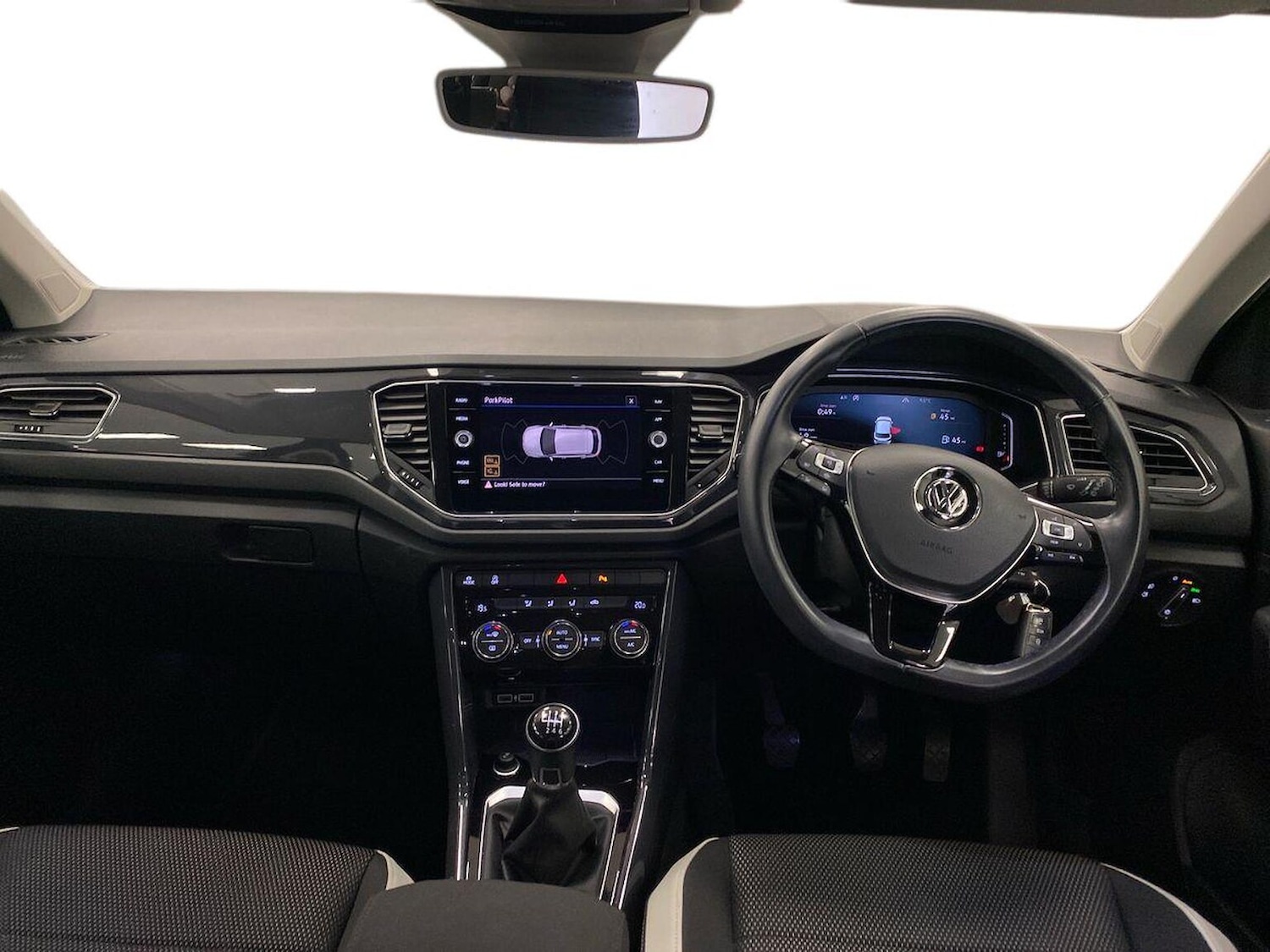 Used Volkswagen T-Roc 2019 for sale - 76310152: Photo 8