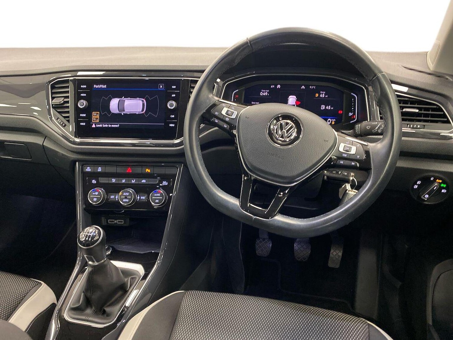 Used Volkswagen T-Roc 2019 for sale - 76310152: Photo 9