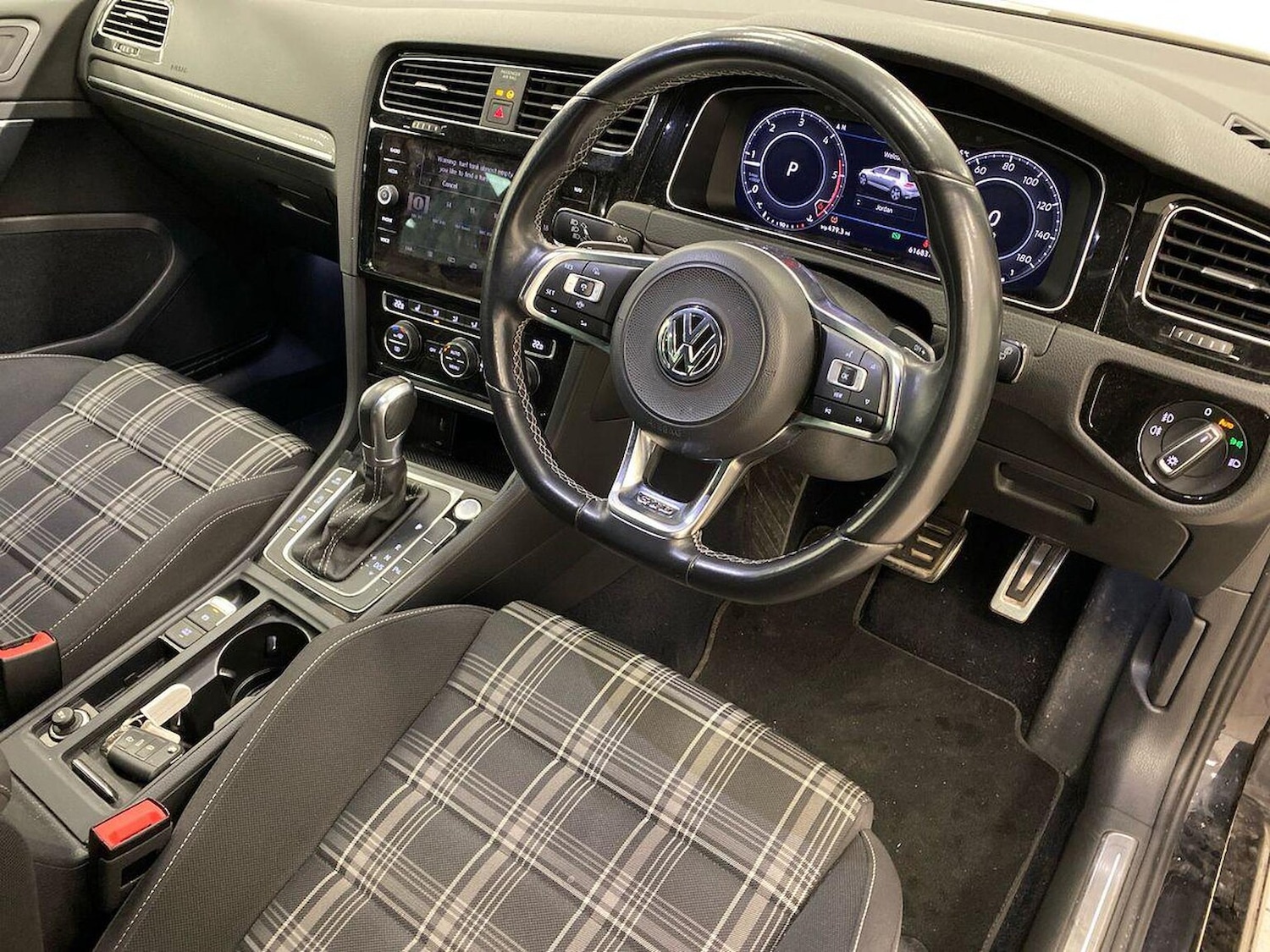 Used Volkswagen Golf 2019 for sale - 76911251: Photo 15