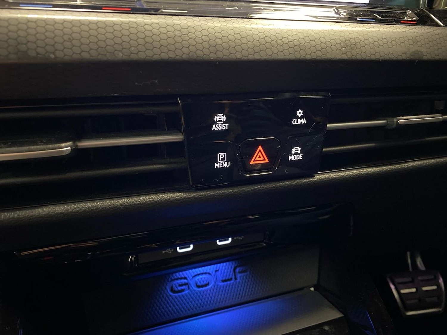 Used Volkswagen Golf 2023 for sale - 76082470: Photo 12
