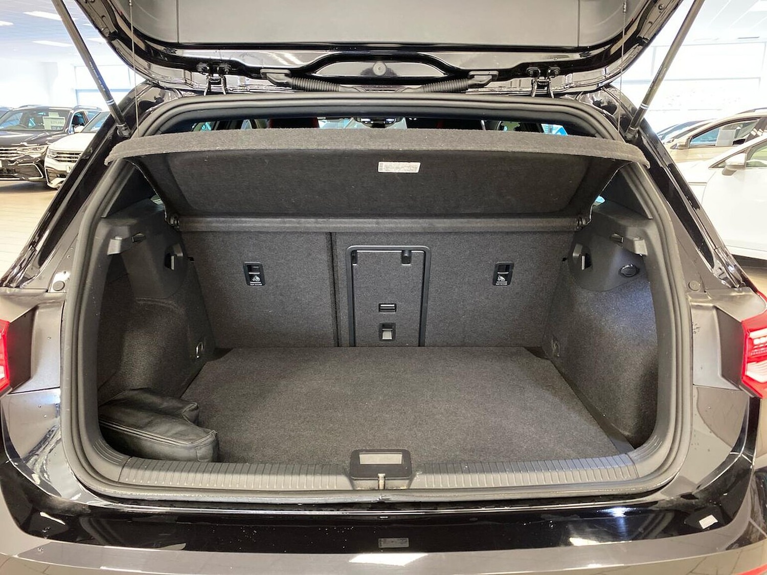 Used Volkswagen Golf 2023 for sale - 76082470: Photo 17