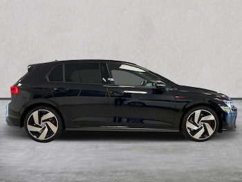 Used Volkswagen Golf 2023 for sale - 76082470: Photo 3