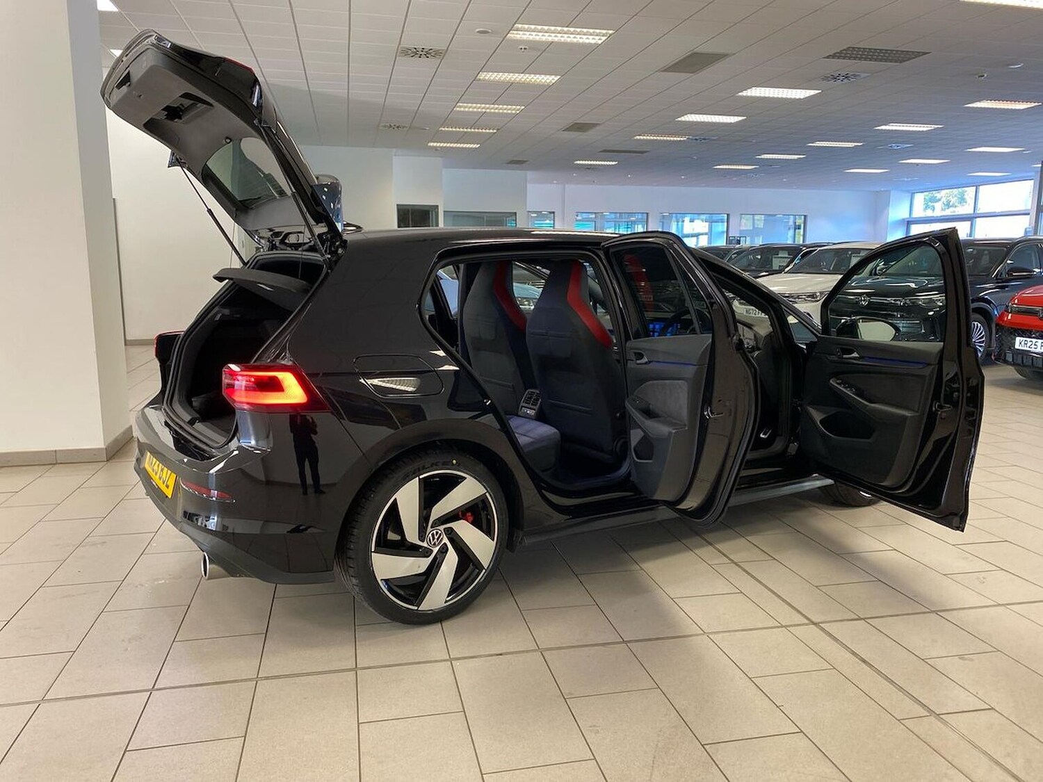 Used Volkswagen Golf 2023 for sale - 76082470: Photo 40