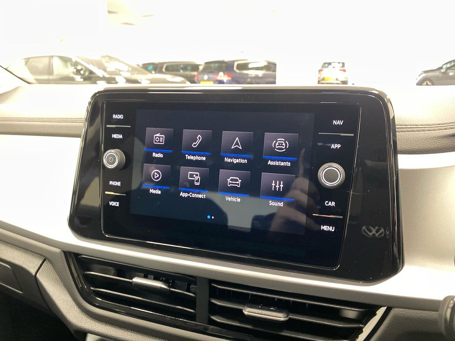 Used Volkswagen T-Roc 2025 for sale - 77487420: Photo 11