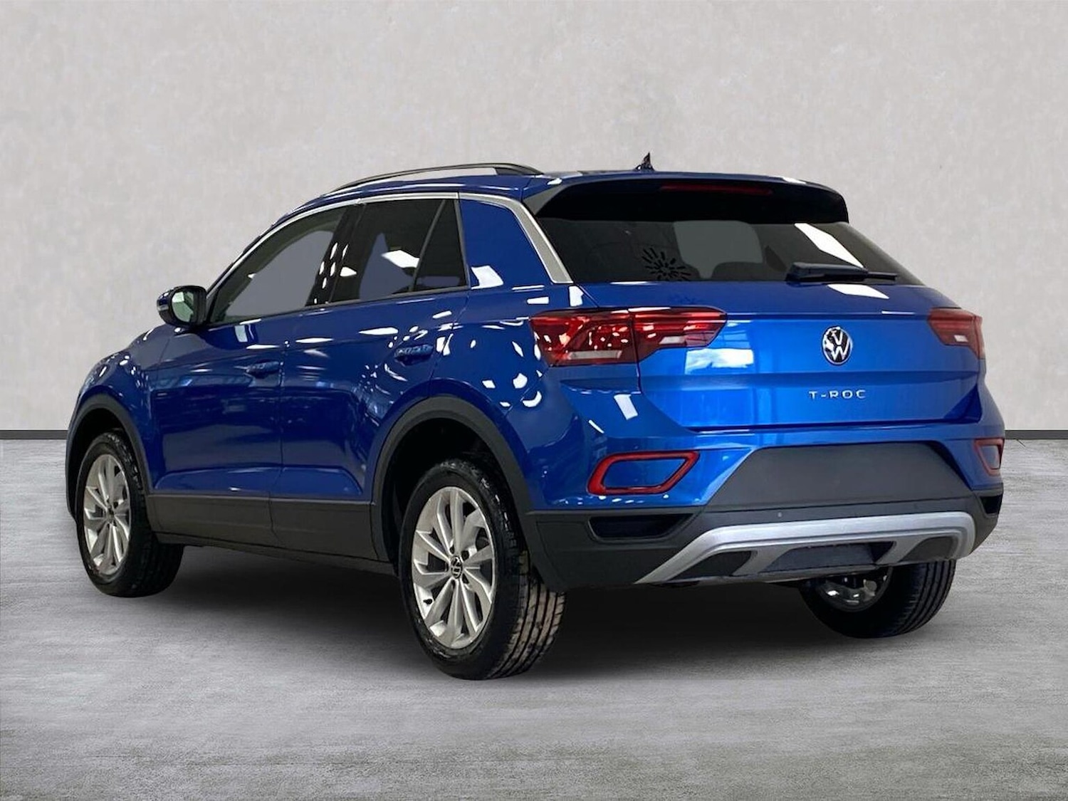 Used Volkswagen T-Roc 2025 for sale - 77487420: Photo 2