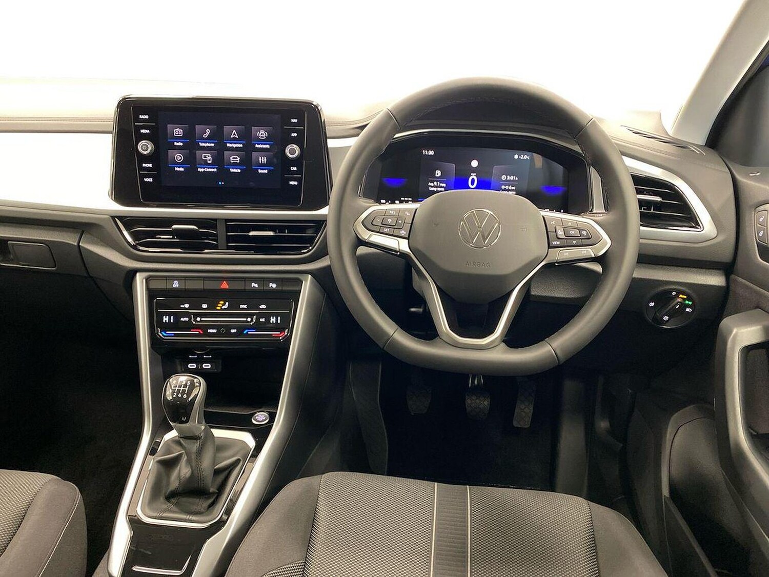 Used Volkswagen T-Roc 2025 for sale - 77487420: Photo 9