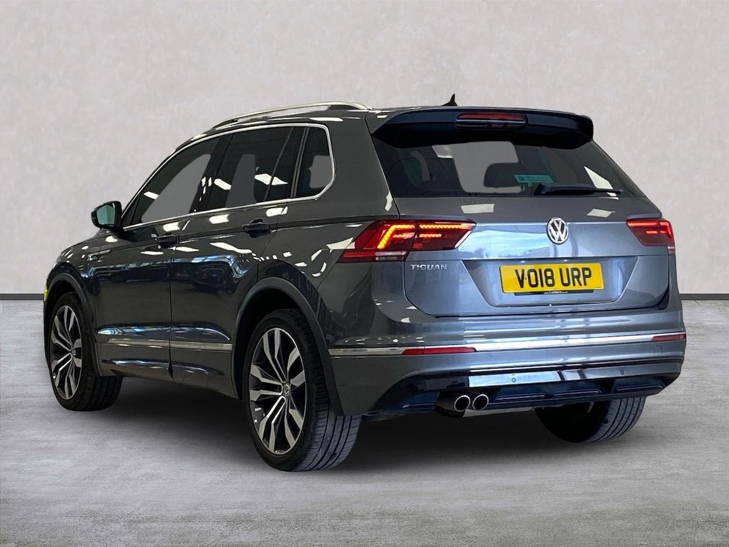 Used Volkswagen Tiguan 2018 for sale - 78194540: Photo 2