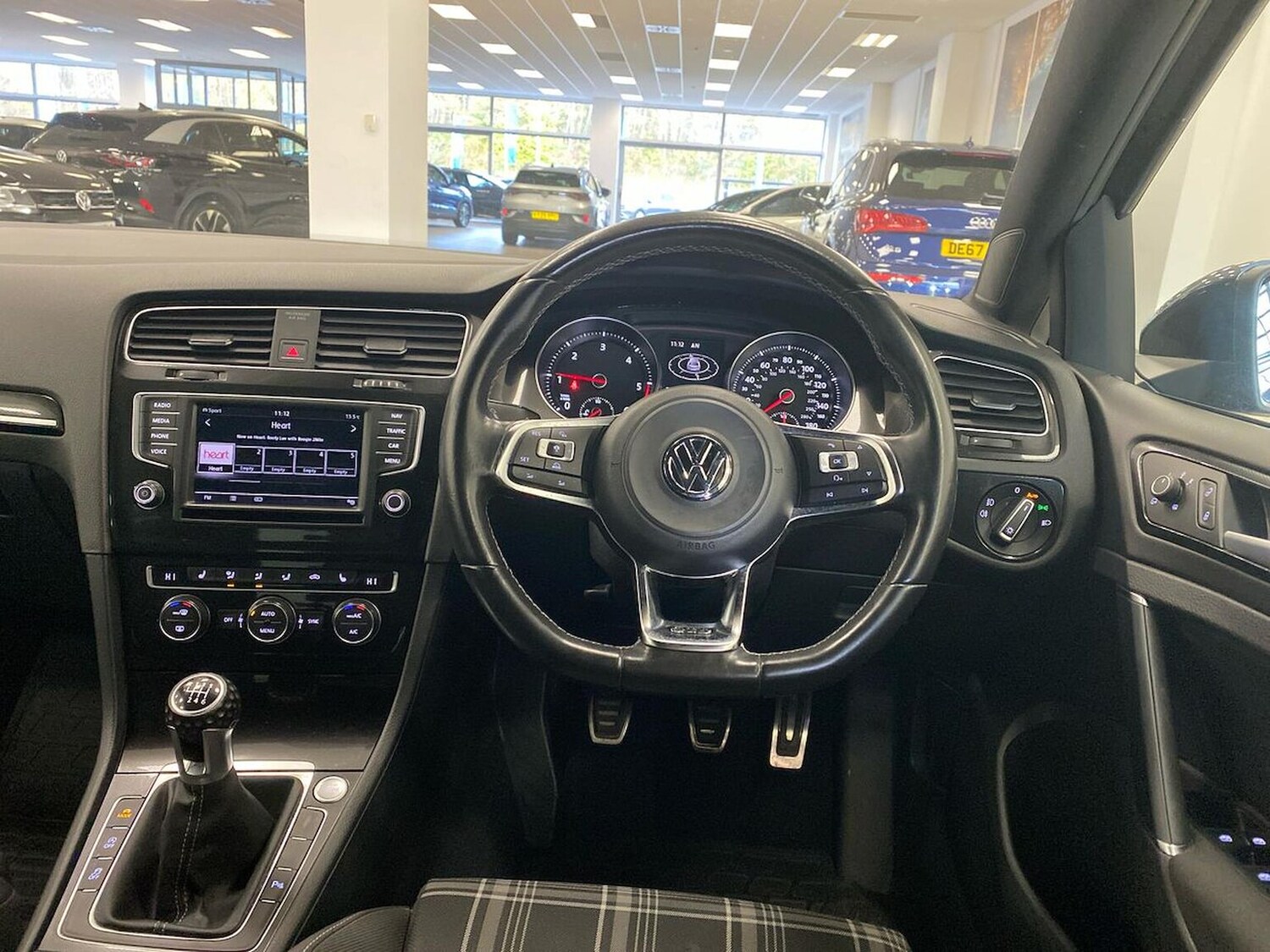 Used Volkswagen Golf 2016 for sale - 76651216: Photo 9