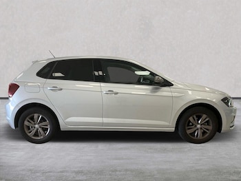 Used Volkswagen Polo 2021 for sale - 75587388: Photo