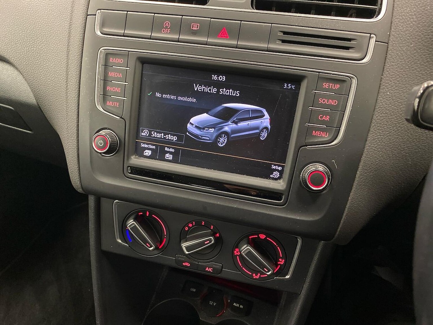 Used Volkswagen Polo 2014 for sale - 76638870: Photo 23