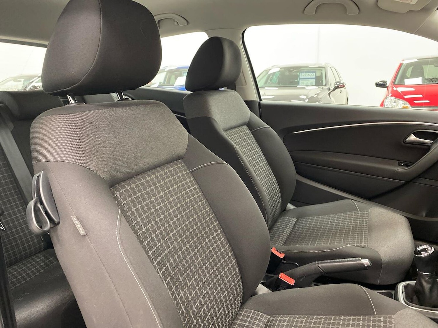 Used Volkswagen Polo 2014 for sale - 76638870: Photo 37