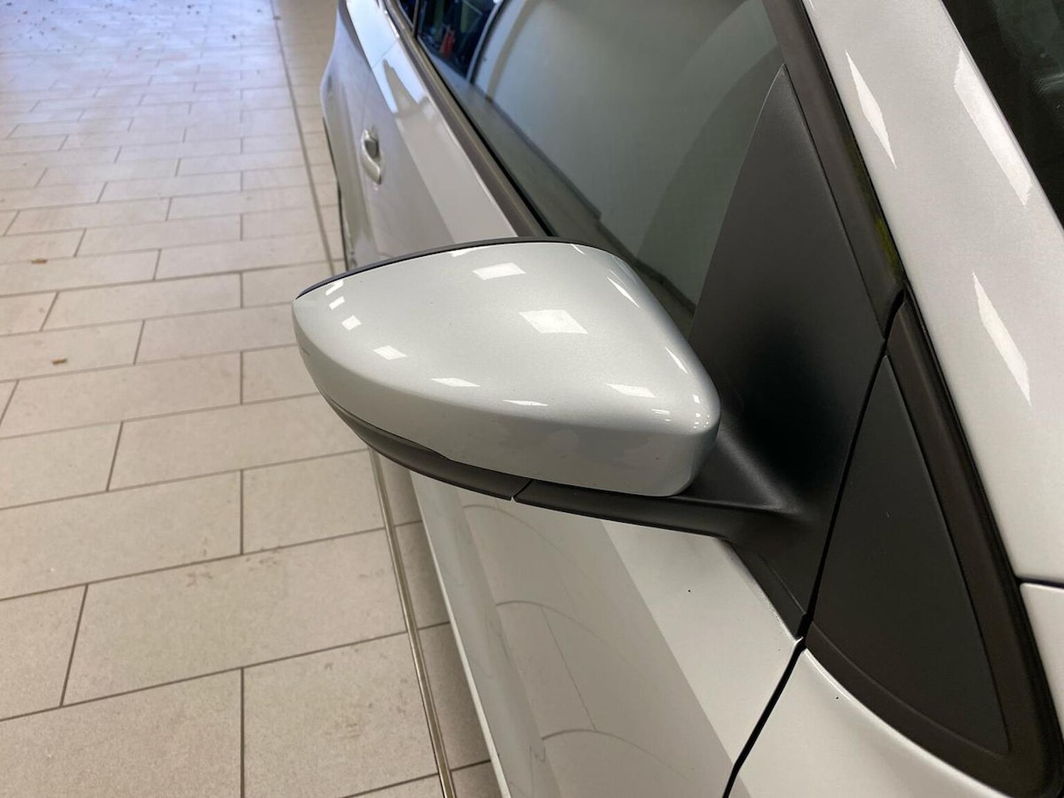 Used Volkswagen Polo 2014 for sale - 76638870: Photo 38