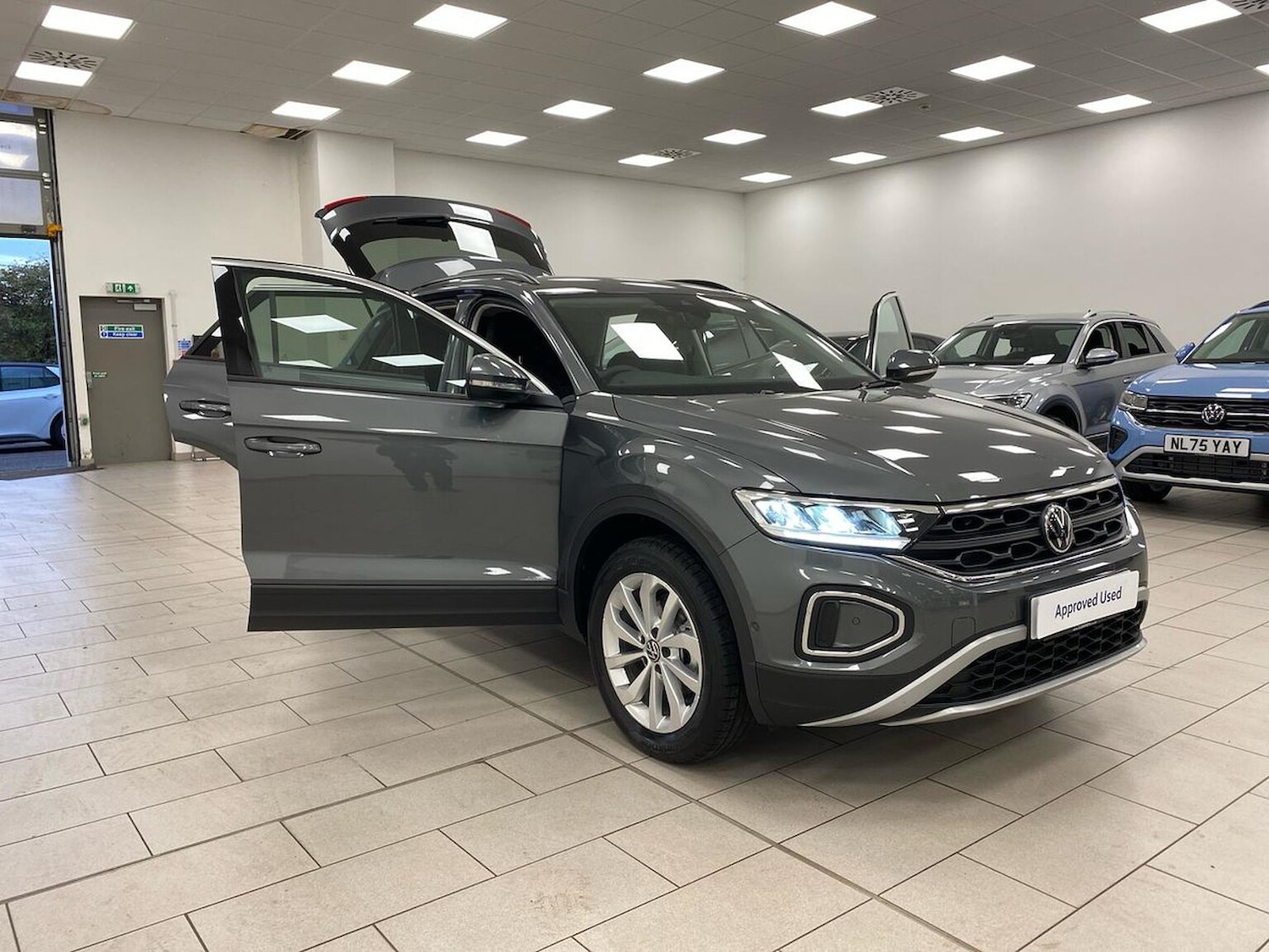Used Volkswagen T-Roc 2025 for sale - 76193247: Photo 30