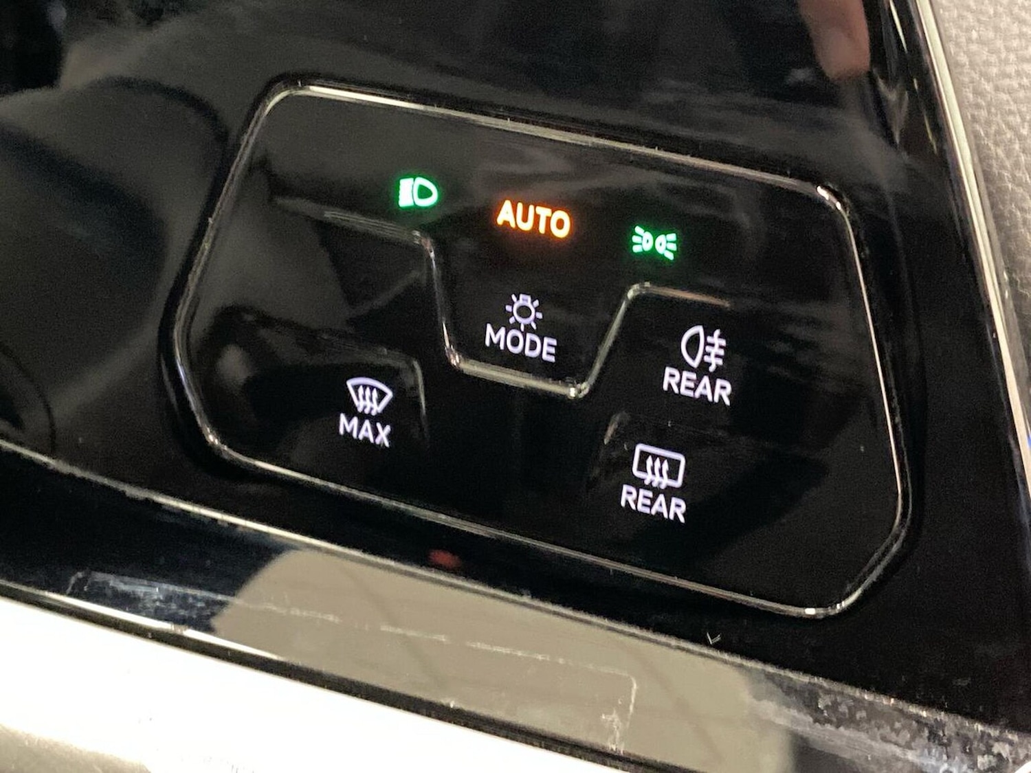 Used Volkswagen Golf 2020 for sale - 77056824: Photo 24