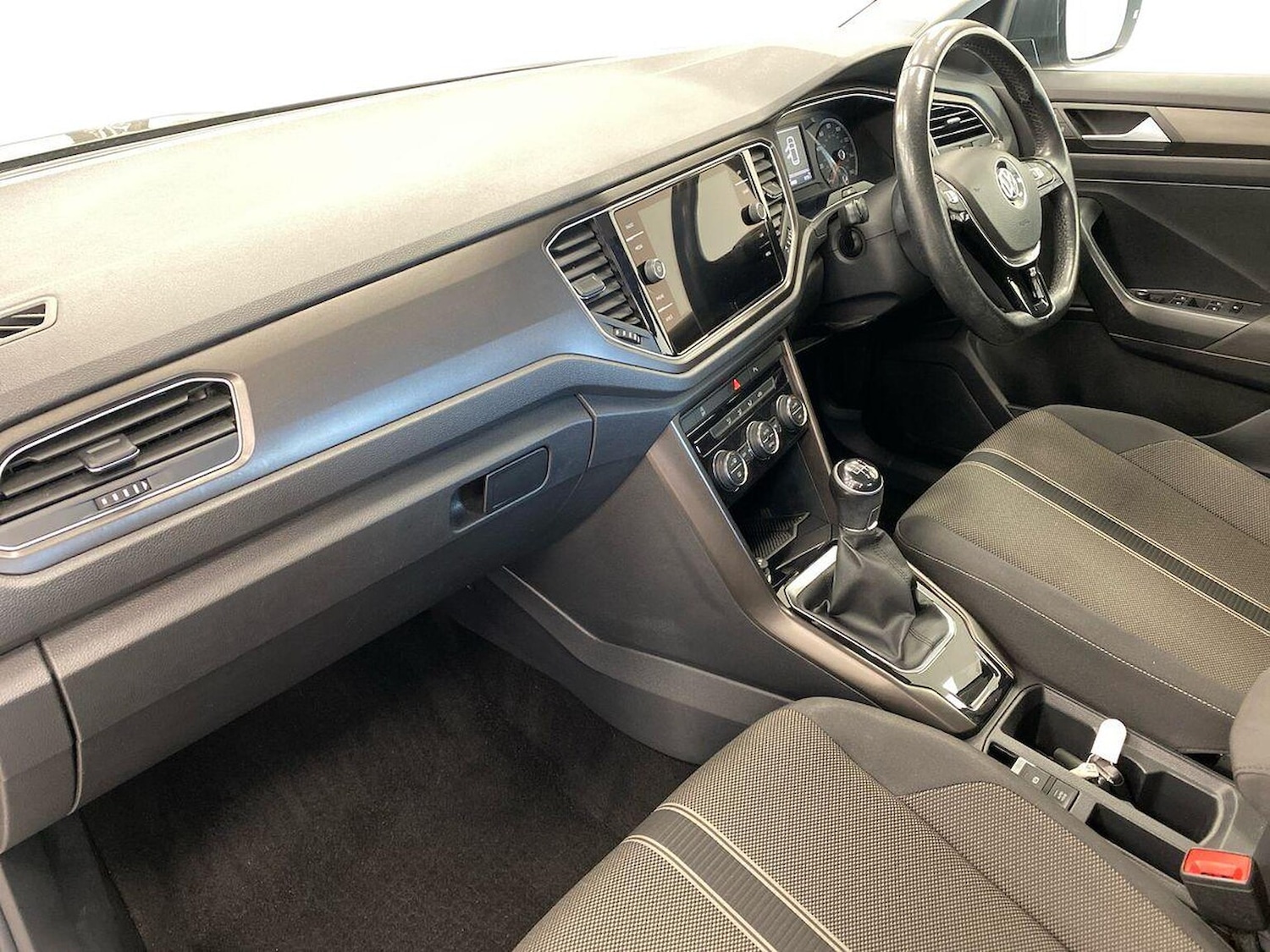 Used Volkswagen T-Roc 2018 for sale - 76403463: Photo 7