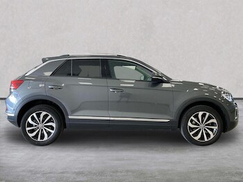 Used Volkswagen T-Roc 2024 for sale - 78194599: Photo