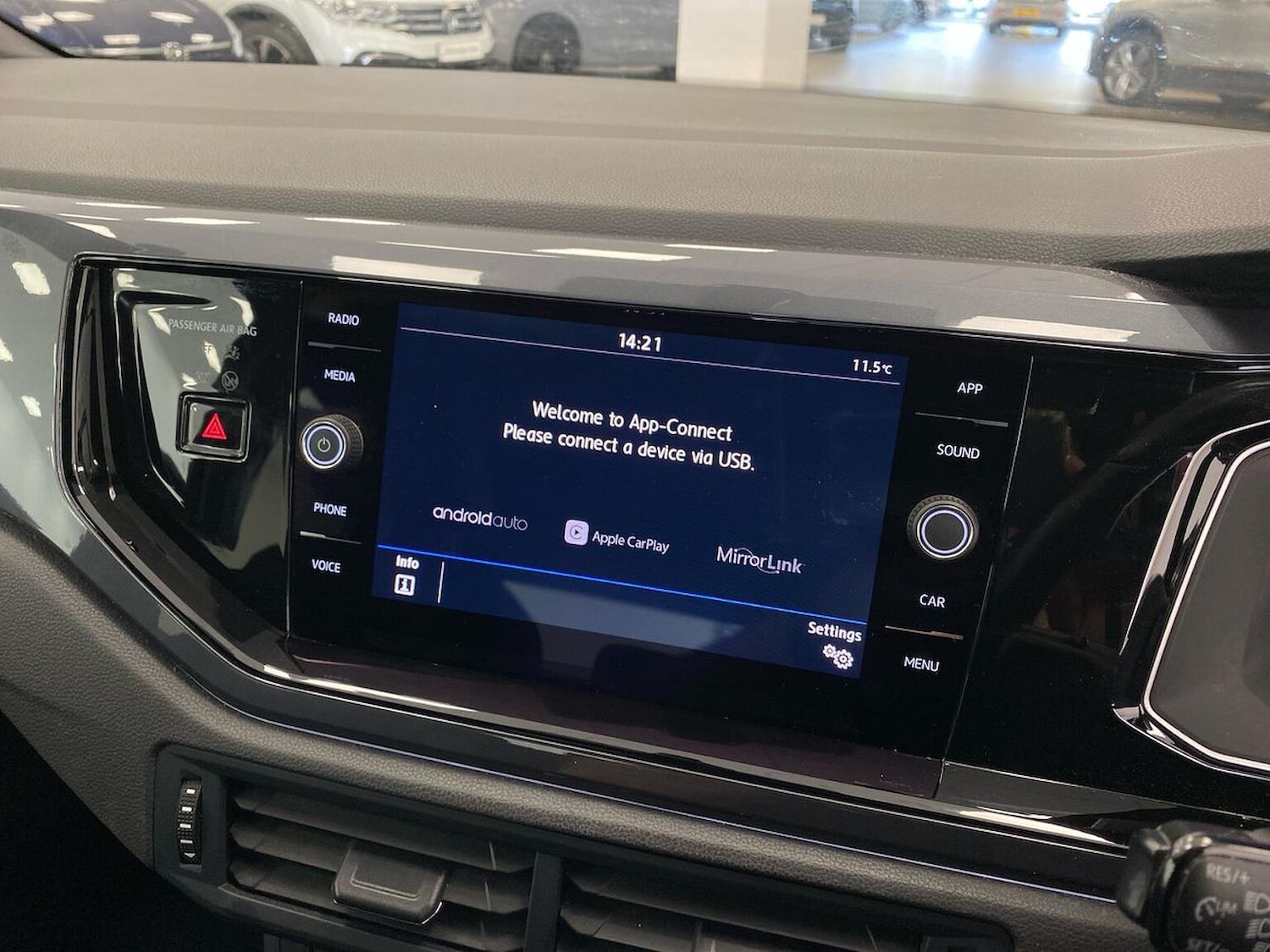 Used Volkswagen Polo 2020 for sale - 78223300: Photo 24