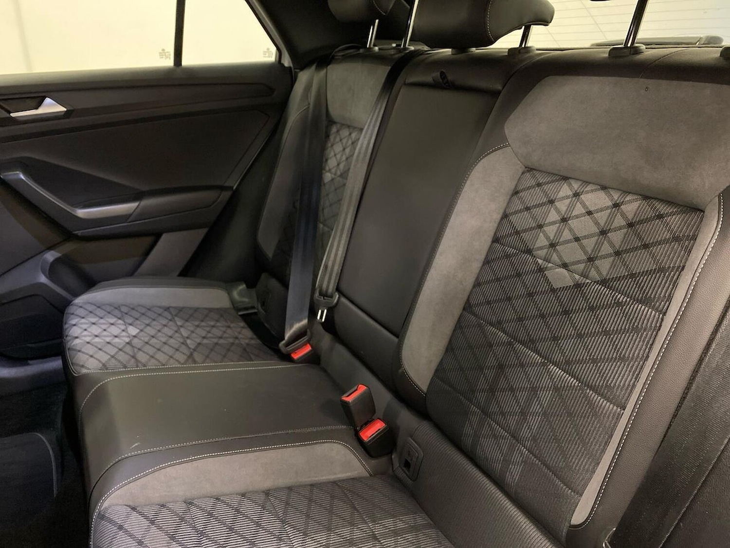 Used Volkswagen T-Roc 2022 for sale - 77555321: Photo 16