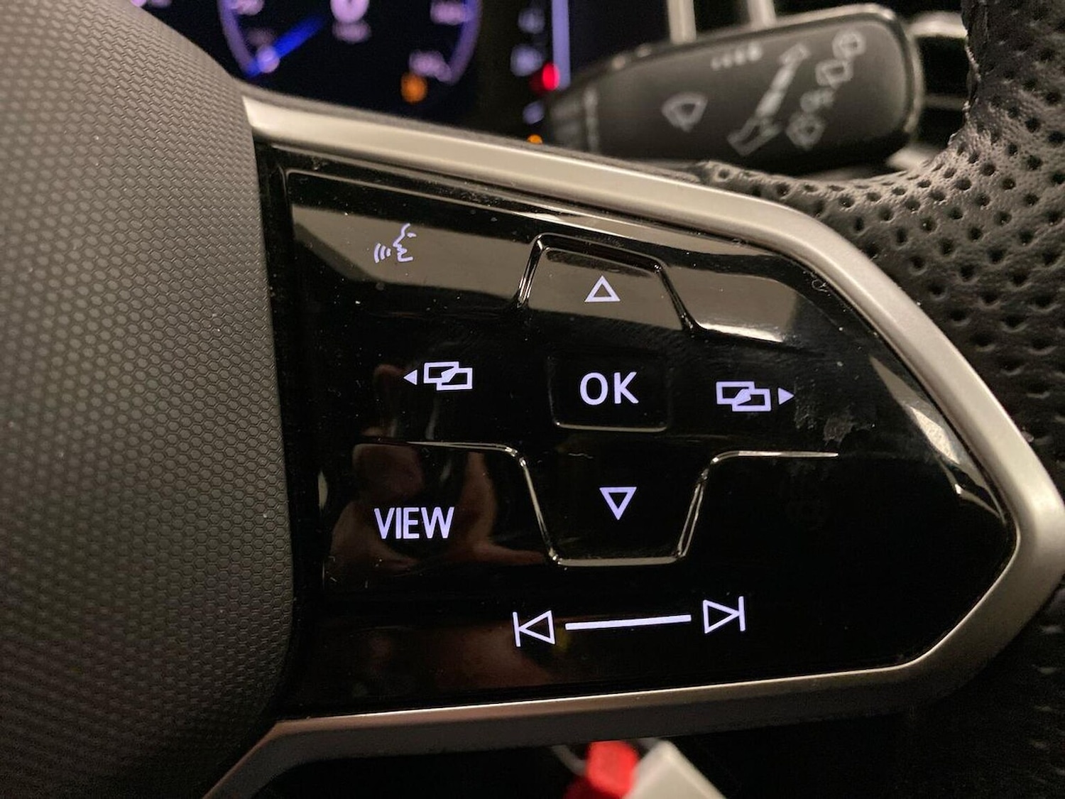 Used Volkswagen T-Roc 2022 for sale - 77555321: Photo 26