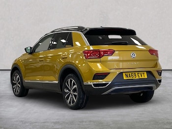 Used Volkswagen T-Roc 2019 for sale - 79419296: Photo