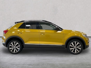 Used Volkswagen T-Roc 2019 for sale - 79419296: Photo