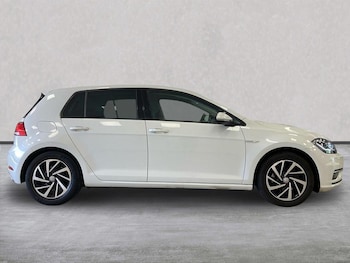 Used Volkswagen Golf 2020 for sale - 78894429: Photo