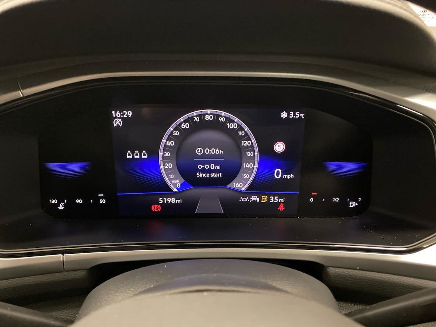 Used Volkswagen T-Roc 2025 for sale - 76663009: Photo 10