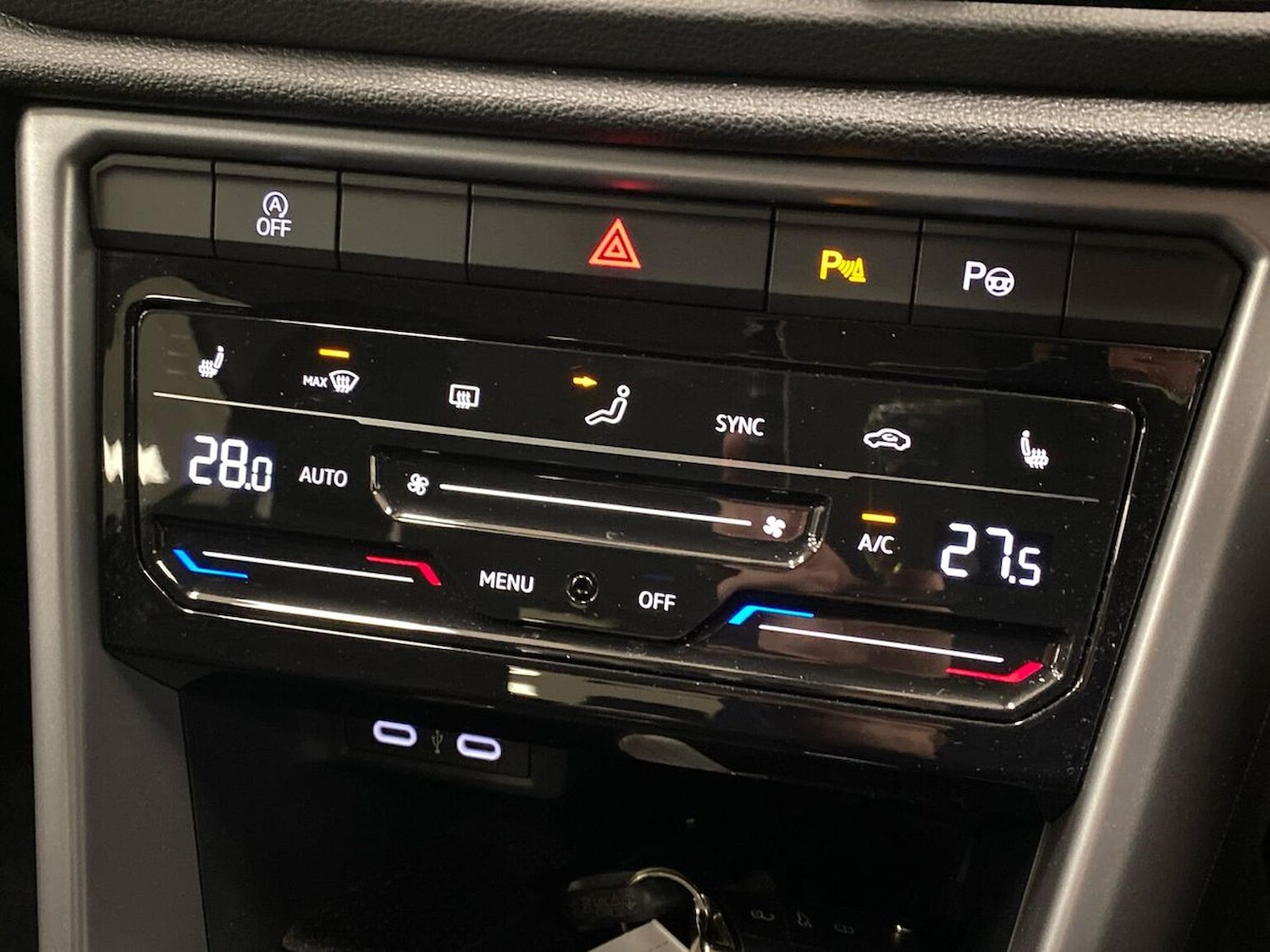 Used Volkswagen T-Roc 2025 for sale - 76663009: Photo 12