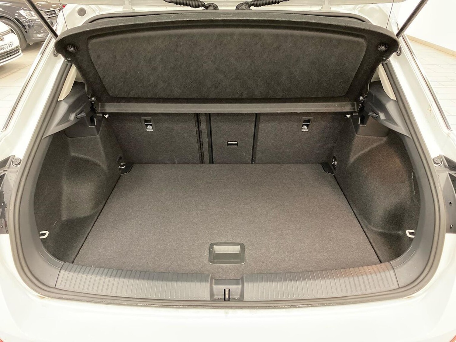 Used Volkswagen T-Roc 2025 for sale - 76663009: Photo 17