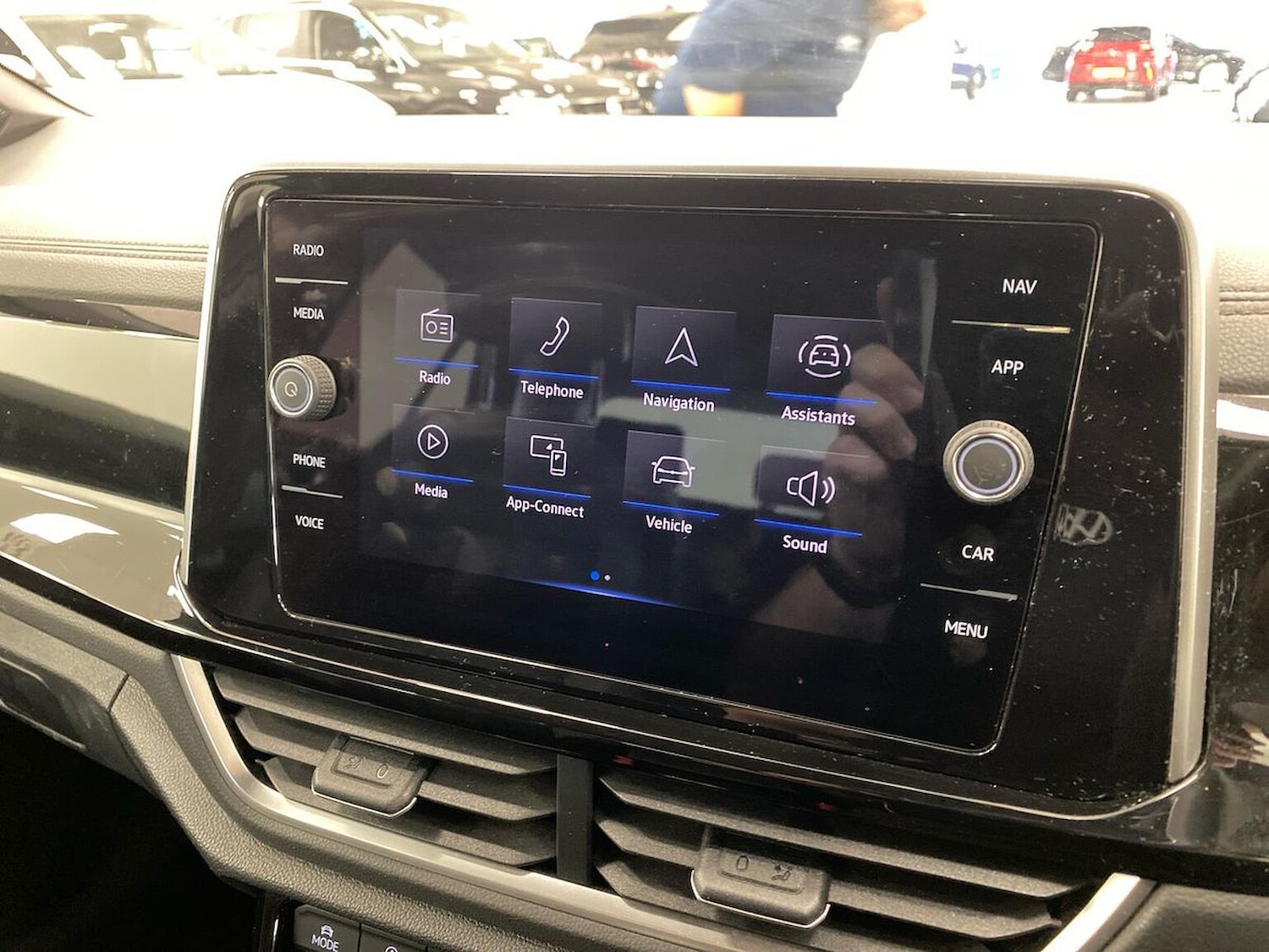 Used Volkswagen T-Roc 2022 for sale - 76682603: Photo 11