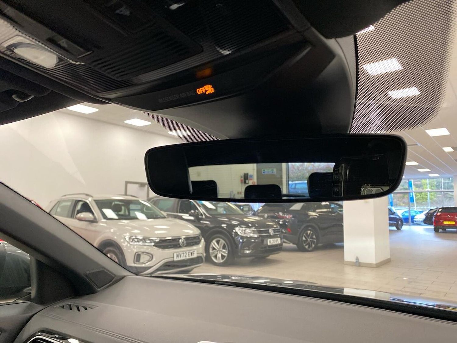 Used Volkswagen T-Roc 2022 for sale - 76682603: Photo 14