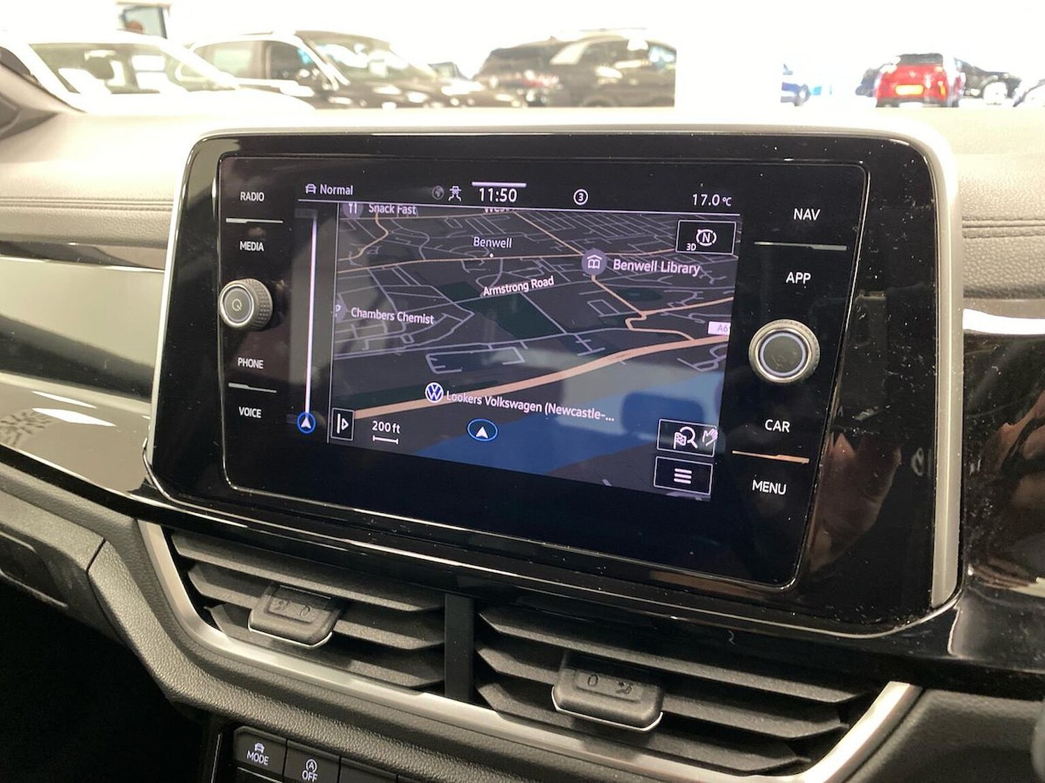 Used Volkswagen T-Roc 2022 for sale - 76682603: Photo 24