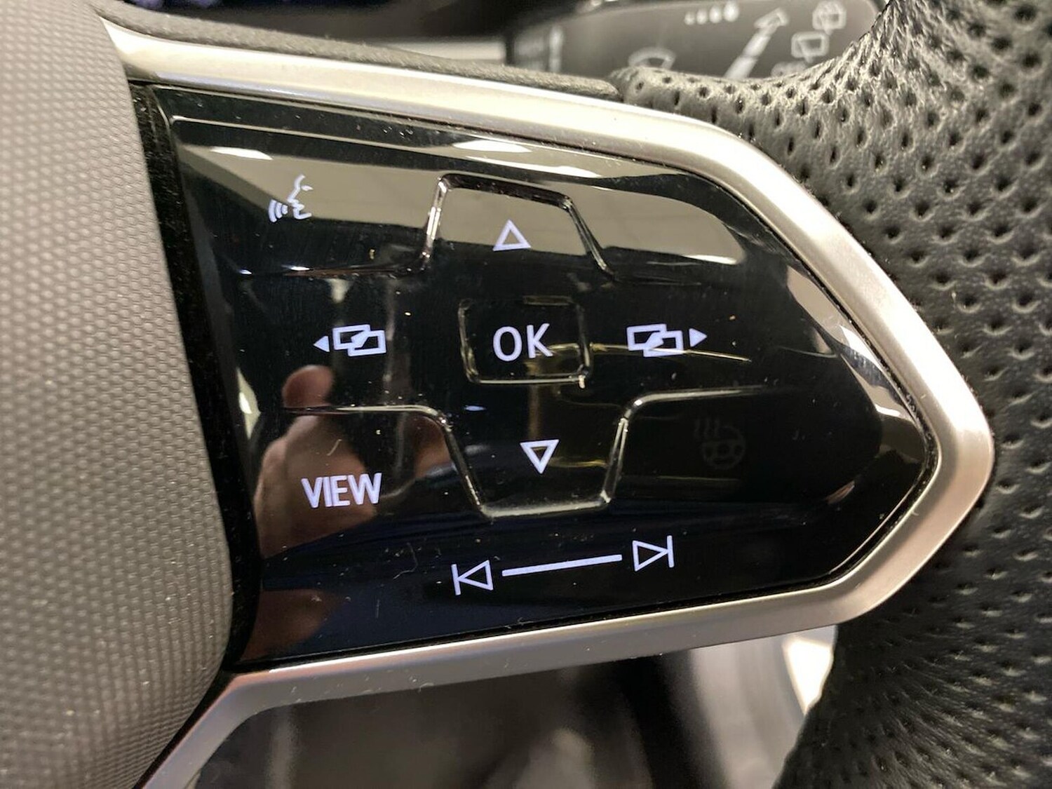 Used Volkswagen T-Roc 2022 for sale - 76682603: Photo 26