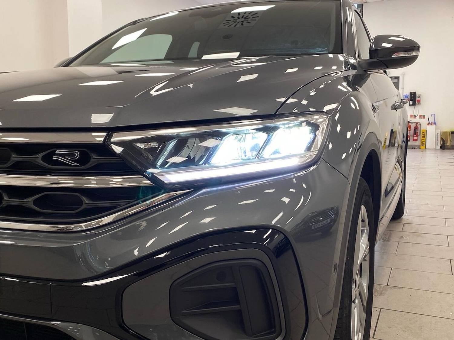 Used Volkswagen T-Roc 2022 for sale - 76682603: Photo 34